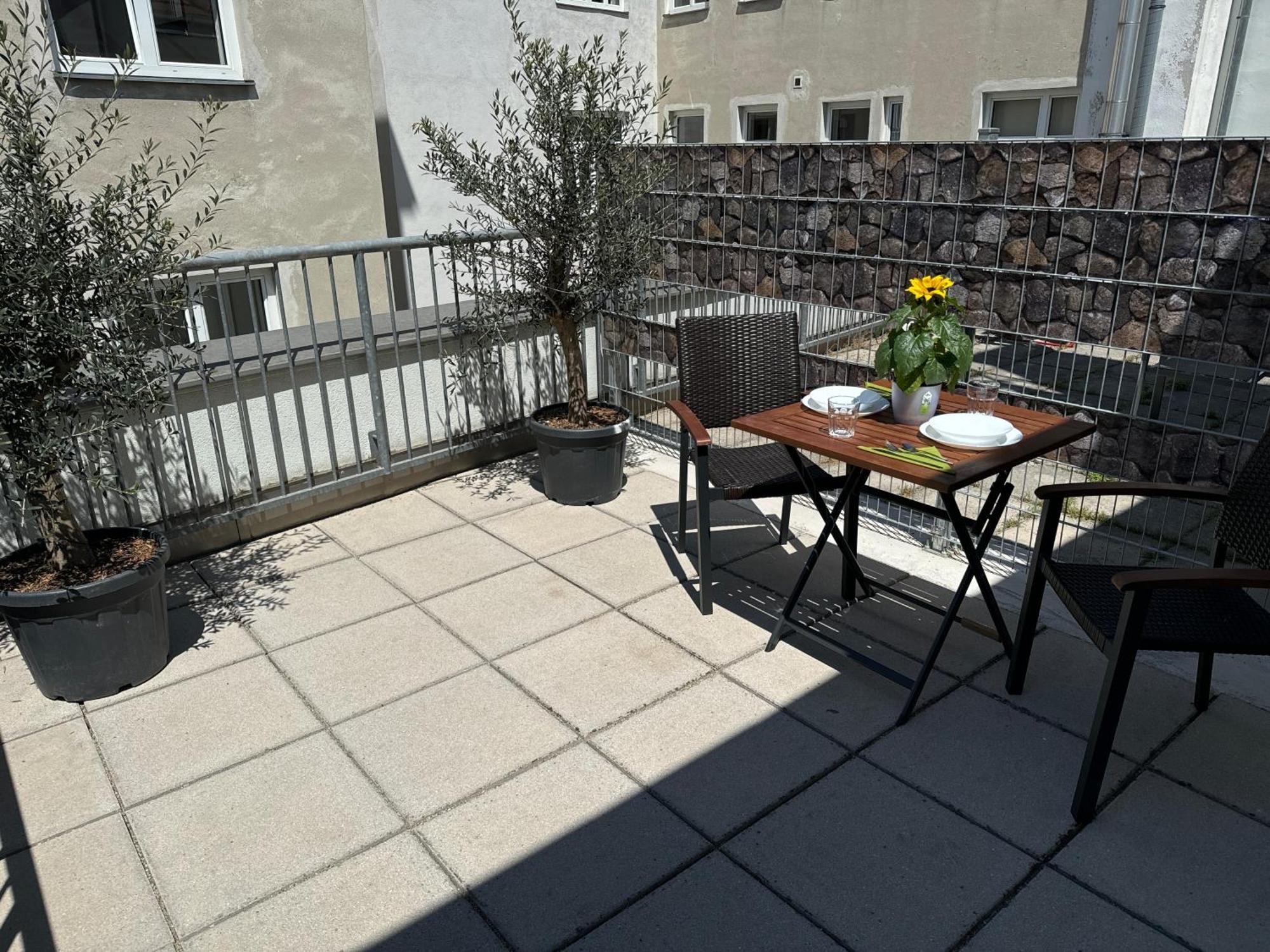 Apartment Klein Aber Fein Mit Terrasse